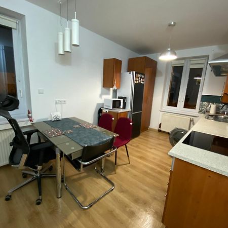 Apartament Czytelnia - Parking Gratis Poznań Extérieur photo